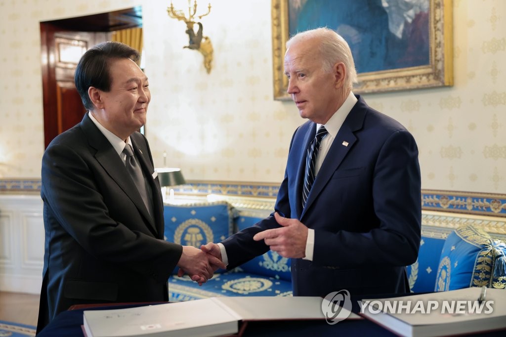 尹, '친구를 염탐?'에 "국가간 관계에선 서로 현실적으로…"(종합2보)