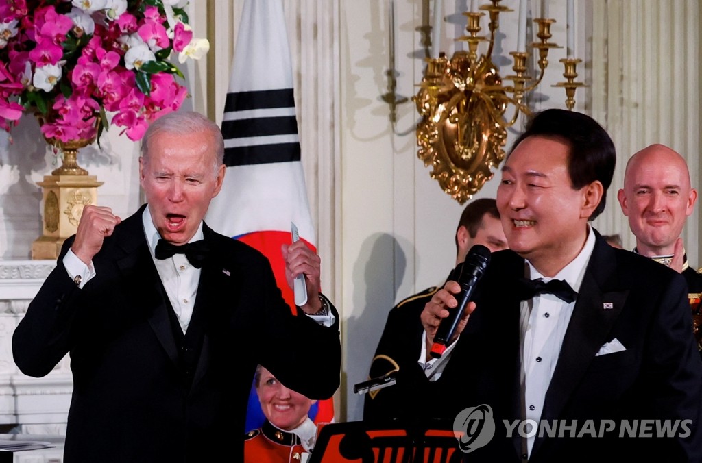 "강철동맹" 외친 3시간30분 국빈만찬…尹, 팝송 '깜짝' 열창도(종합2보)