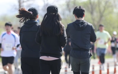 "방송 1회당 3억6000만원 팔렸다"…때이른 더위에 '불티'