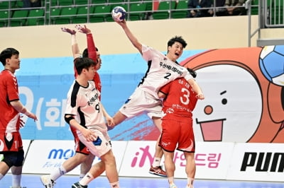 '정의경 7골' 두산, 핸드볼도 승리…정규리그 우승에 1점 남았다