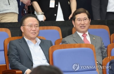 與, 이번주 새 원내대표 선출…'친윤' 김학용·윤재옥 2파전
