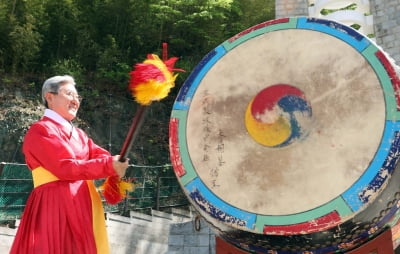 의병성지 의령군 '홍의장군 축제 출정식' 열려