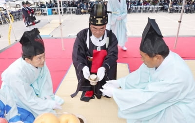 삼척 환선제 열려…환선굴·대금굴 관광 활성화 기원