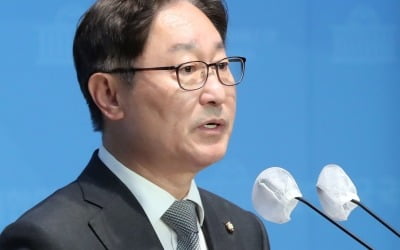 박범계 "검찰 폭주 멈추려 원내대표 출마" 김용민 "법무부 장관때 했어야"