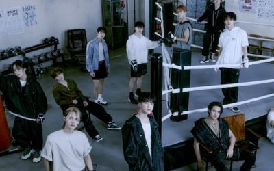 세븐틴, 초동 455만장 'K팝 신기록' 이어 日 오리콘 '정상'