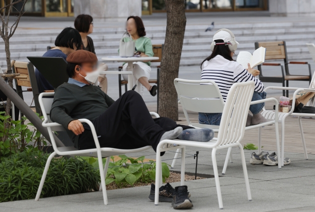 [포토] 날씨 좋은 날 쉬는 모습도 가지각색