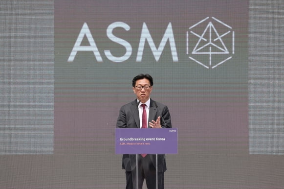 벤자민 로(Benjamin Loh) ASM CEO가 24일 경기도 화성시에서 열린 ASM화성 제2제조연구혁신센터 기공식에서 소감을 밝히고 있다. / 사진=ASM