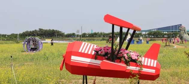 [포토] 인천공항 하늘정원, 비행기 구경 오세요~!!