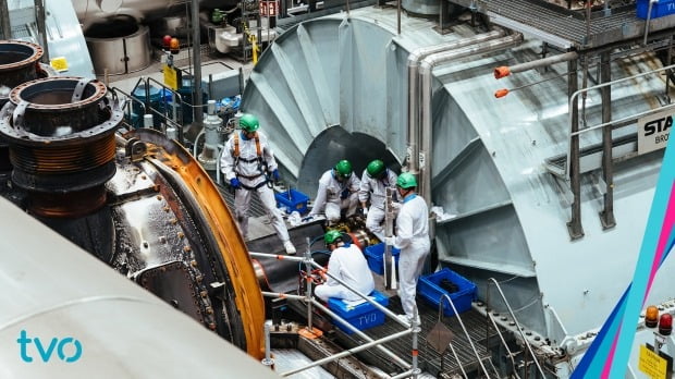 테올리수덴보이마(TVO) 직원들이 원자력발전소 올킬루오토 2 안전 진단을 하고 있다. TVO 제공