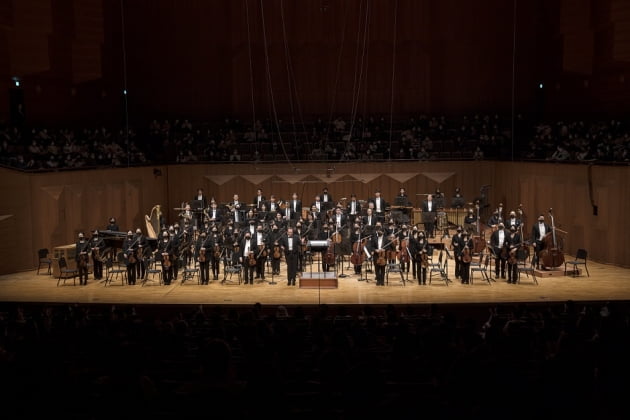 [교향악축제] 라일란트의 국립심포니 나선다…바이올리니스트 김수연 협연