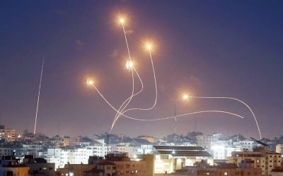 [포토] 로켓 요격하는 이스라엘 ‘아이언돔’ 