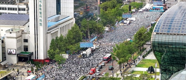 [포토] 간호사 집회에 꽉 막힌 도심 