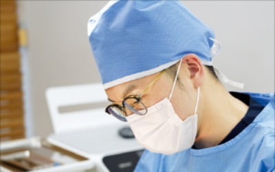 서울현플란트치과의원, 최신식 스캐너·방사선 촬영…'내비게이션 임플란트' 시술
