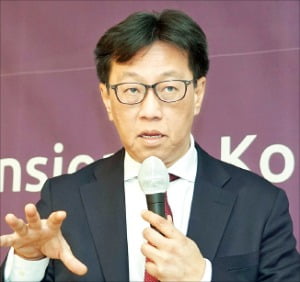 ASM의 파격…벤저민 로 "반도체 미래장비 韓서만 생산"