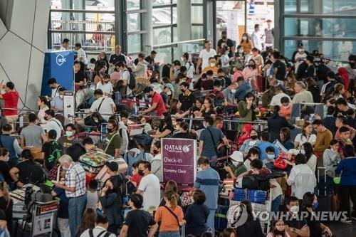 마닐라 국제공항, 새벽에 정전으로 여객기 40여편 운항 취소