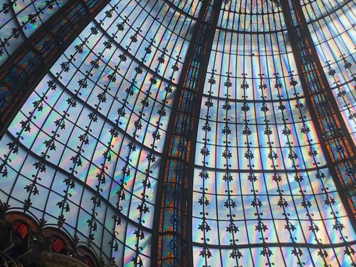 파리 한복판에 빛나는 무지갯빛 돔…김수자가 만든 사색의 공간