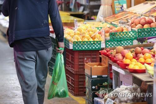 여전히 위축된 경제심리, 뉴스심리지수 11개월째 기준치 하회