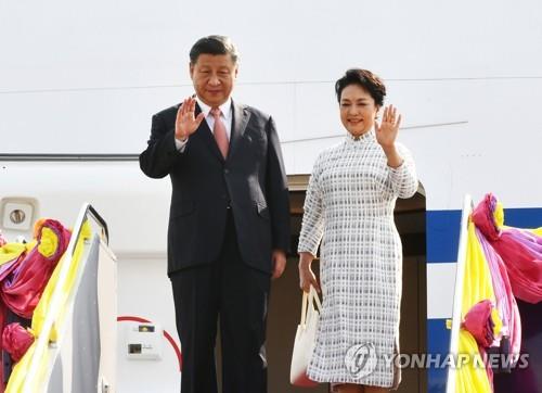 中시진핑 내외, 찰스 3세에 축전 "함께 평화·발전 추동하자"