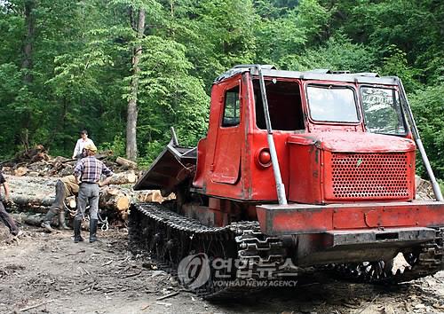 러 연해주, 불법 벌목 현장서 압수한 중장비들 우크라전에 투입