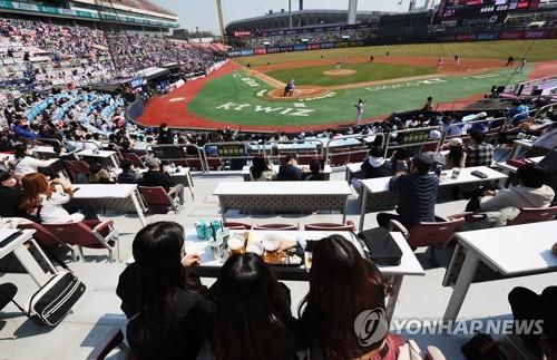 프로야구의 계절 5월…수원·인천·잠실 3개 구장 매진(종합)