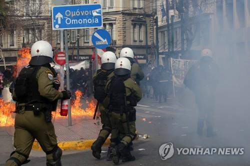 "그리스 총선 앞두고 경찰 폭력·부패 최대 선거 이슈로"