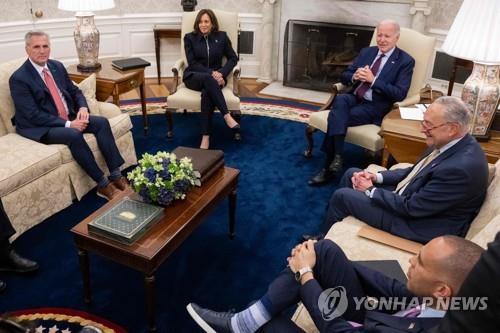 부채한도 '백척간두' 바이든, 정상외교 취소까지…"日만 방문"