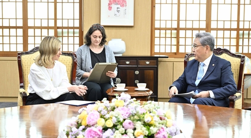 방한 젤렌스카, 박진 면담…"지뢰제거 장비 필요성 논의"(종합)