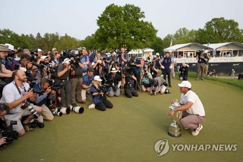 메이저 제패 켑카, 라이더컵 출전 여부에 촉각