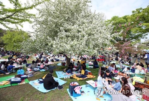 '가천 그림그리기 대회' 4년 만에 군산 은파공원서 현장 개최