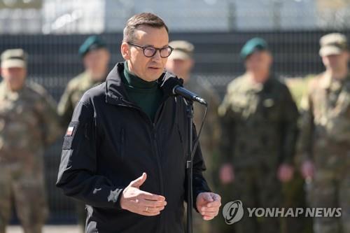 폴란드 "우크라 조종사에 F-16 훈련할 준비돼 있어"