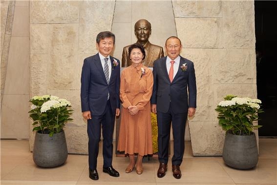 박항서 전 베트남 축구대표팀 감독, 포니정 혁신상 수상