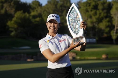 아난나루깐 LPGA '매치퀸 등극'…후루에는 2년 연속 준우승(종합)