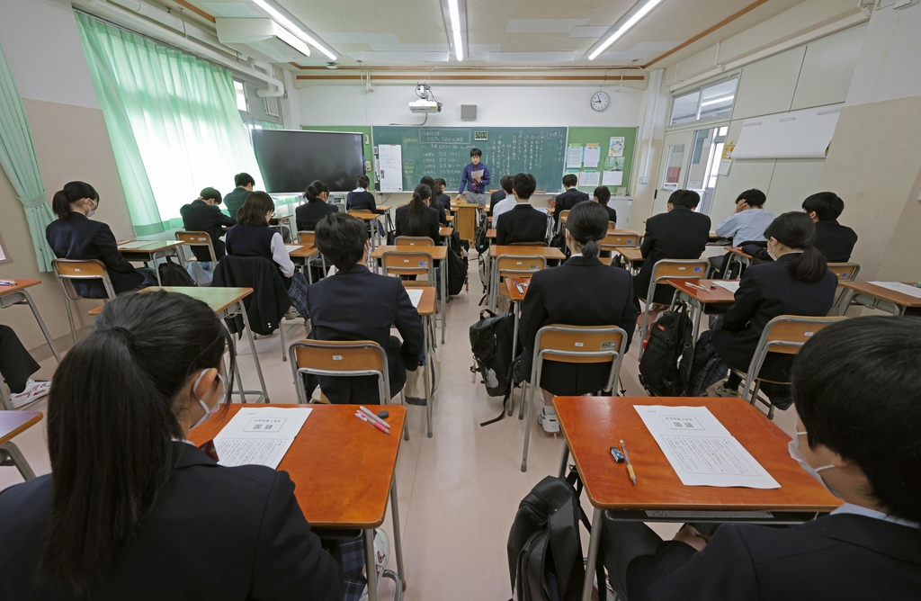 초중고생 자살 증가 일본, '부적절한 교사 지도도 문제' 지적