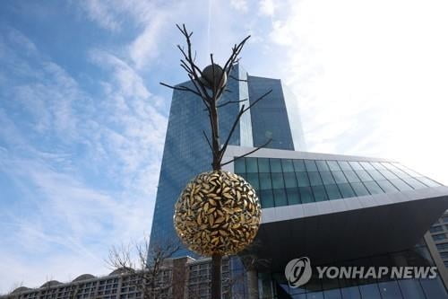 ECB, 기준금리 연 3.75%로…베이비스텝으로 속도 조절