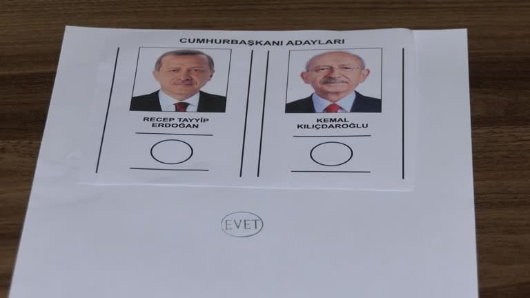 (튀르키예 대통령 후보 결선 투표용지)