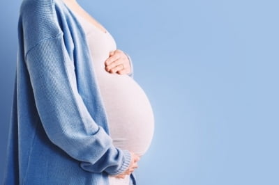 5시간 경찰 조사받은 임신부...남편은 "인권침해"