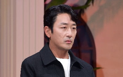 하정우 측 "감독·주연작 'OB' 준비 중, 시나리오 작업 매진" [공식]