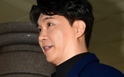 박수홍, 오늘(18일) 명예훼손 혐의 유튜버 재판 증인 출석…김다예 동석 [TEN이슈]