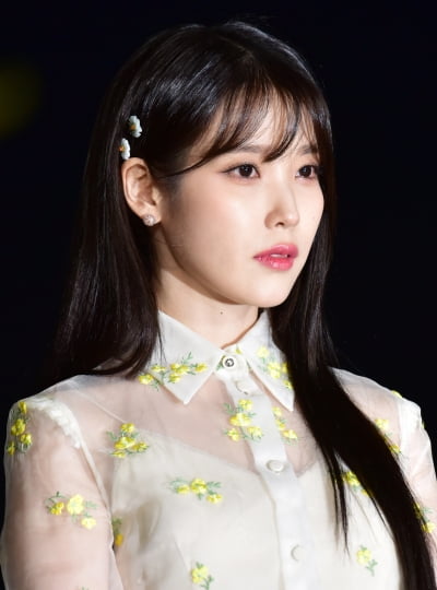 [TEN 포토] 아이유 '예쁘다는 말로는 부족해!'