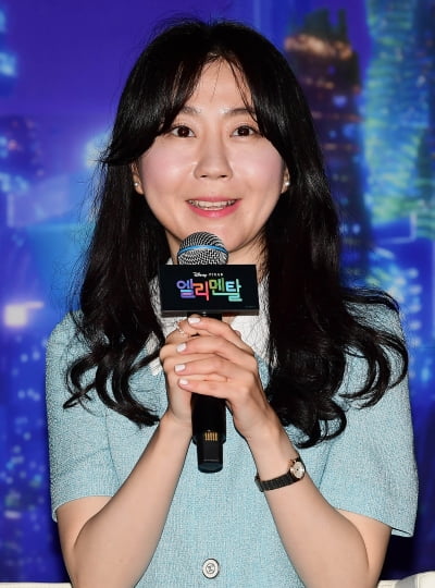 [TEN 포토] 이채연 애니메이터 "원소들을 표현하는게 힘들었다"