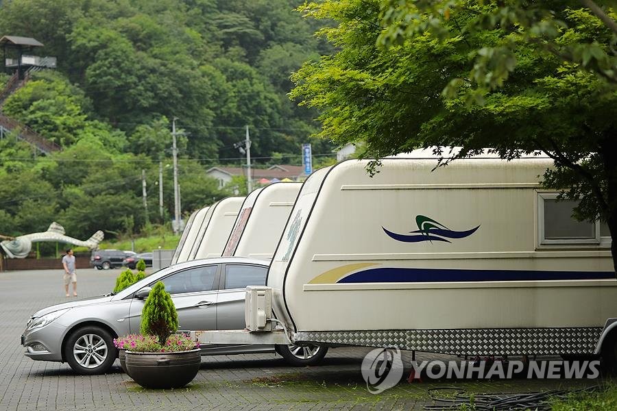 영암 국제자동차경주장 캠핑장 카라반 운영 중단