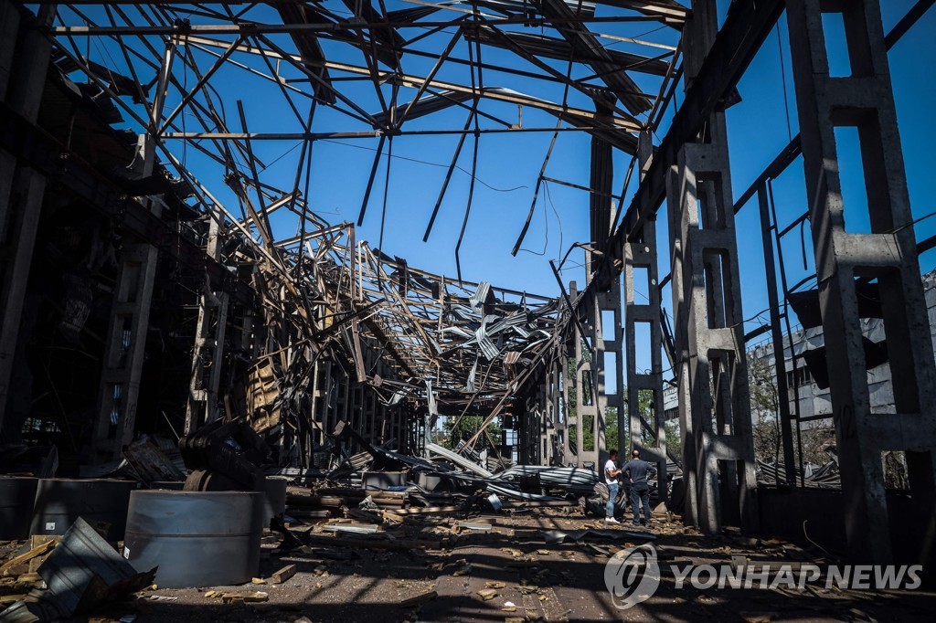 러, 육해공 총동원해 미사일 공습…우크라 "30발 중 29발 격추"