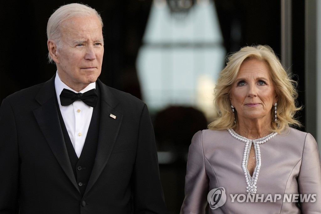 재선 도전 바이든 뒤에 영부인…"질 바이든이 종결자"