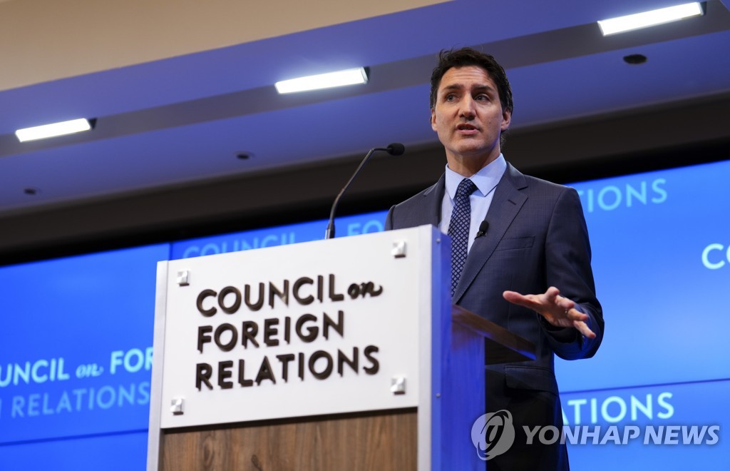 캐나다 총리, 中 리튬 생산서 '노예 노동' 암시…中 반발