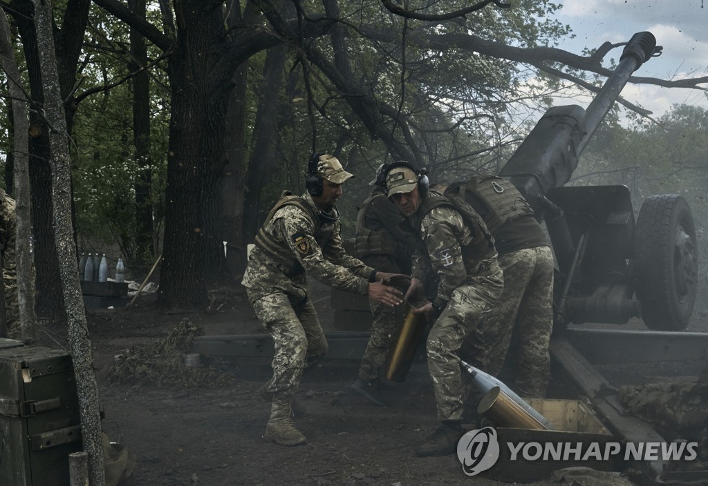 우크라 "러, 이제 대규모 공세 능력 없어…대반격 시간 필요"