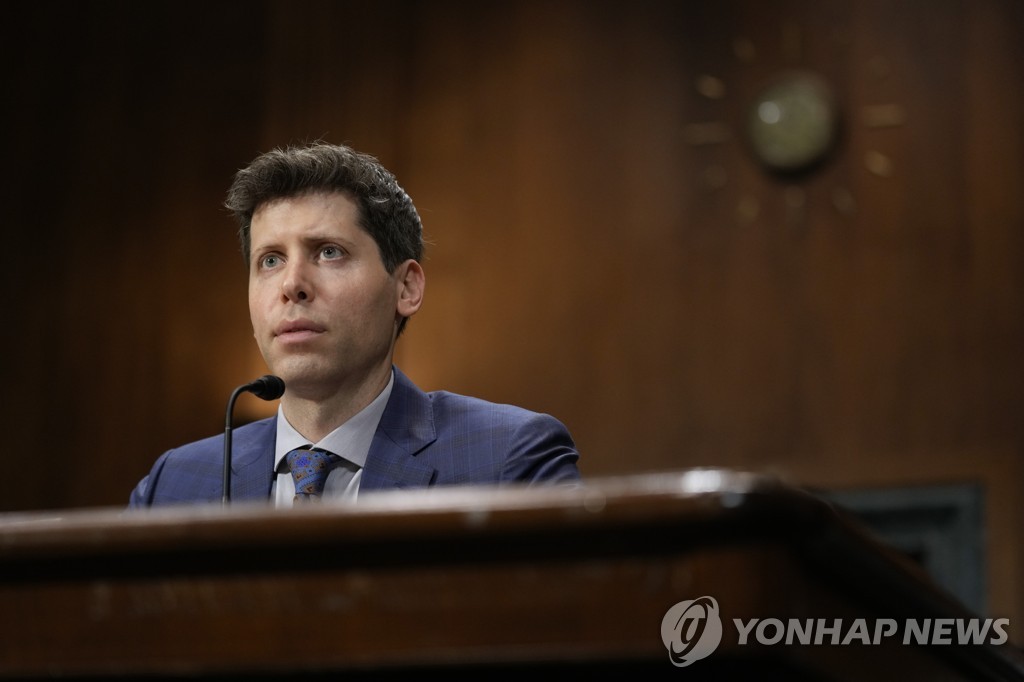 '챗GPT' 만든 오픈AI "AI 위험 막기 위해 IAEA 같은 기구 필요"