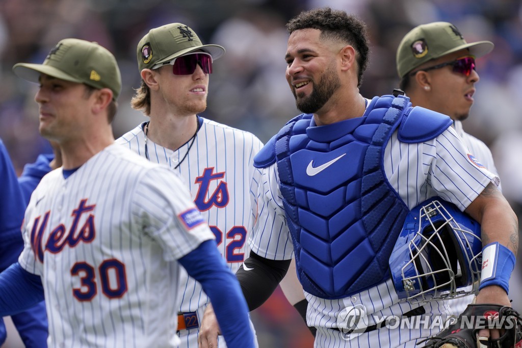 '포수난' 겪는 MLB 샌디에이고, 베테랑 산체스 영입