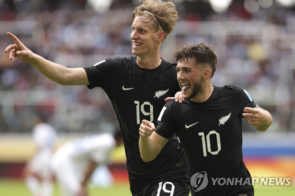 [U-20월드컵] 개최국 아르헨티나, 가장 먼저 16강 확정…과테말라 3-0 완파