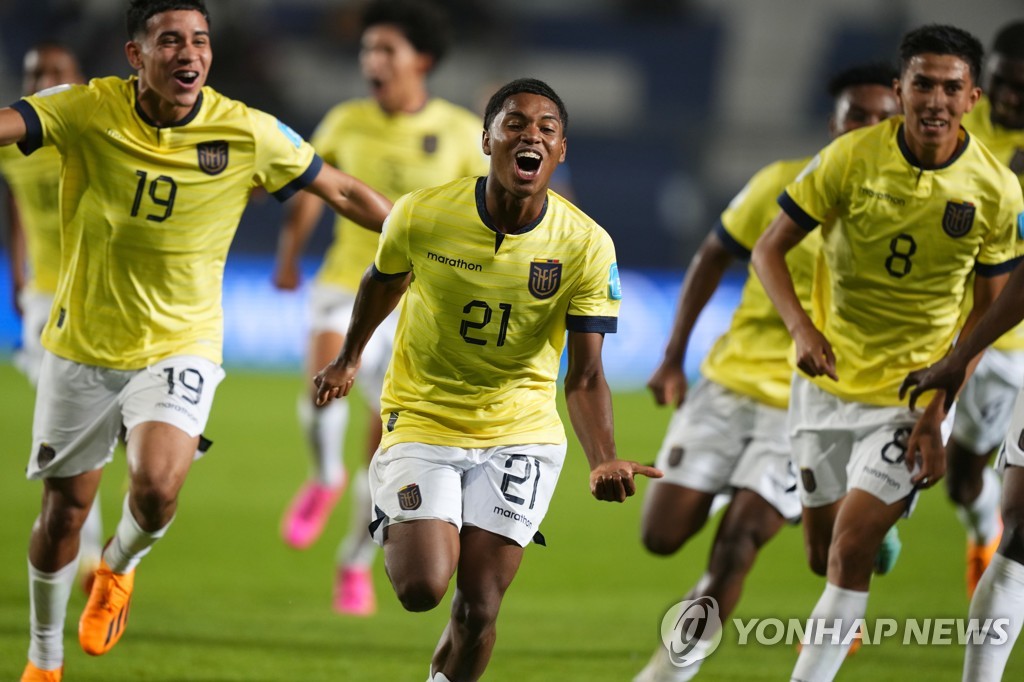 [U-20월드컵] 개최국 아르헨티나, 가장 먼저 16강 확정…과테말라 3-0 완파