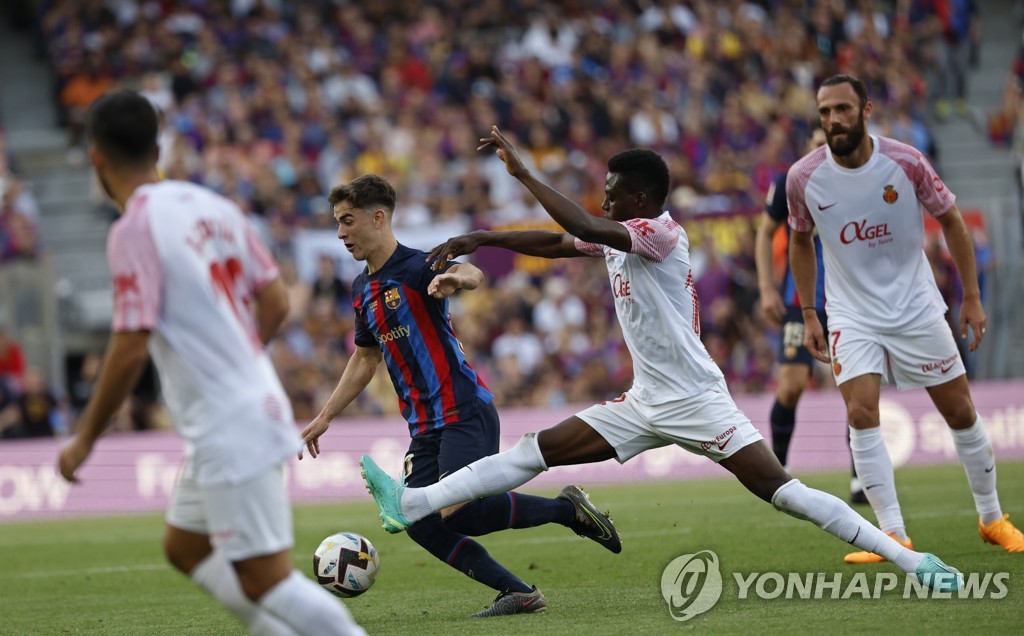 이강인 결장한 마요르카, 수적 열세 속 바르셀로나에 0-3 완패